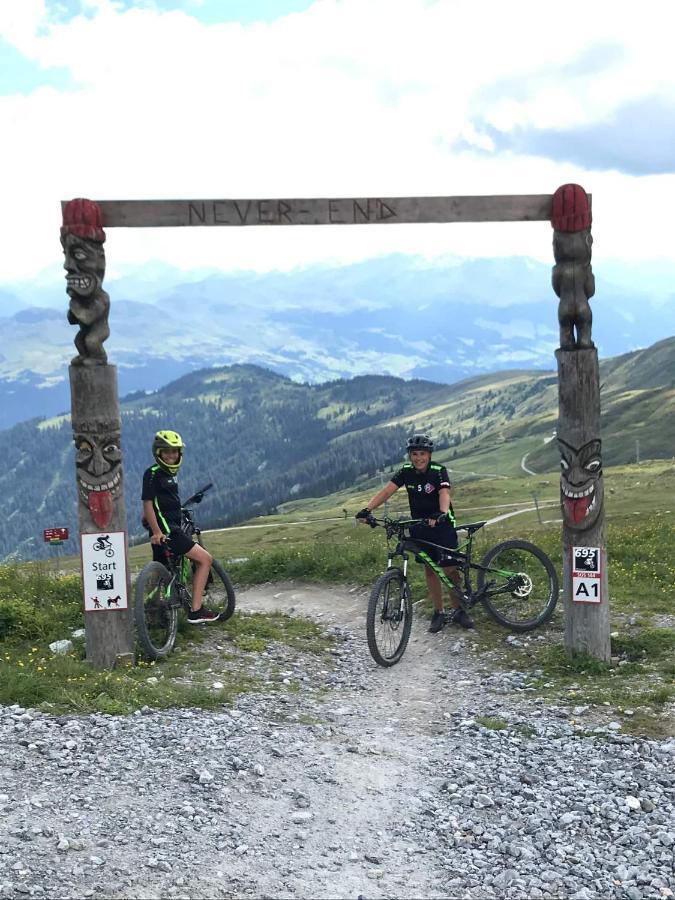 Ferienwohnung 3,5 Zimmer Direkt An Ski- Und Bikepiste Flims Exteriér fotografie