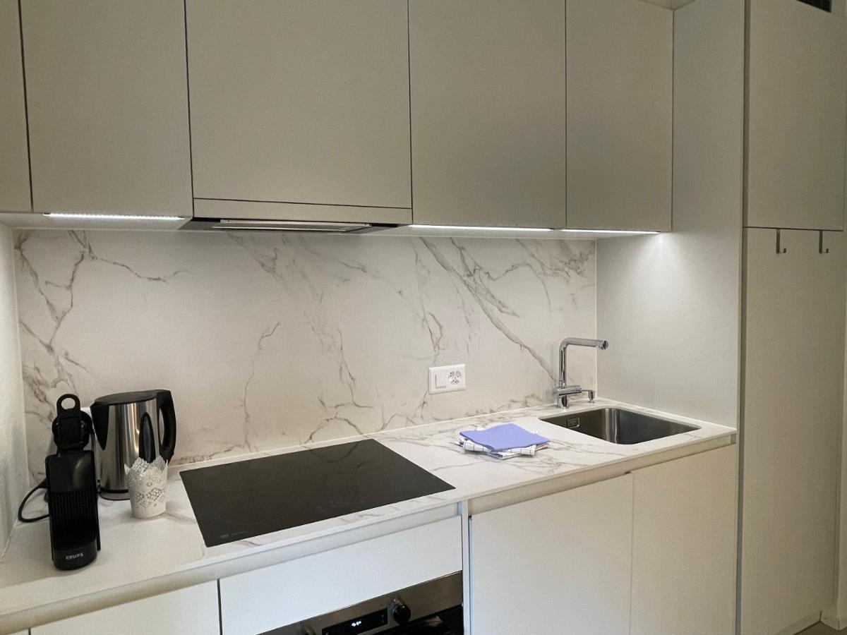 Ferienwohnung 3,5 Zimmer Direkt An Ski- Und Bikepiste Flims Exteriér fotografie