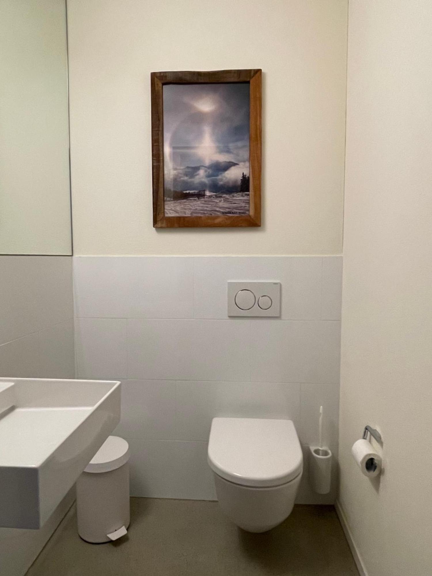 Ferienwohnung 3,5 Zimmer Direkt An Ski- Und Bikepiste Flims Exteriér fotografie