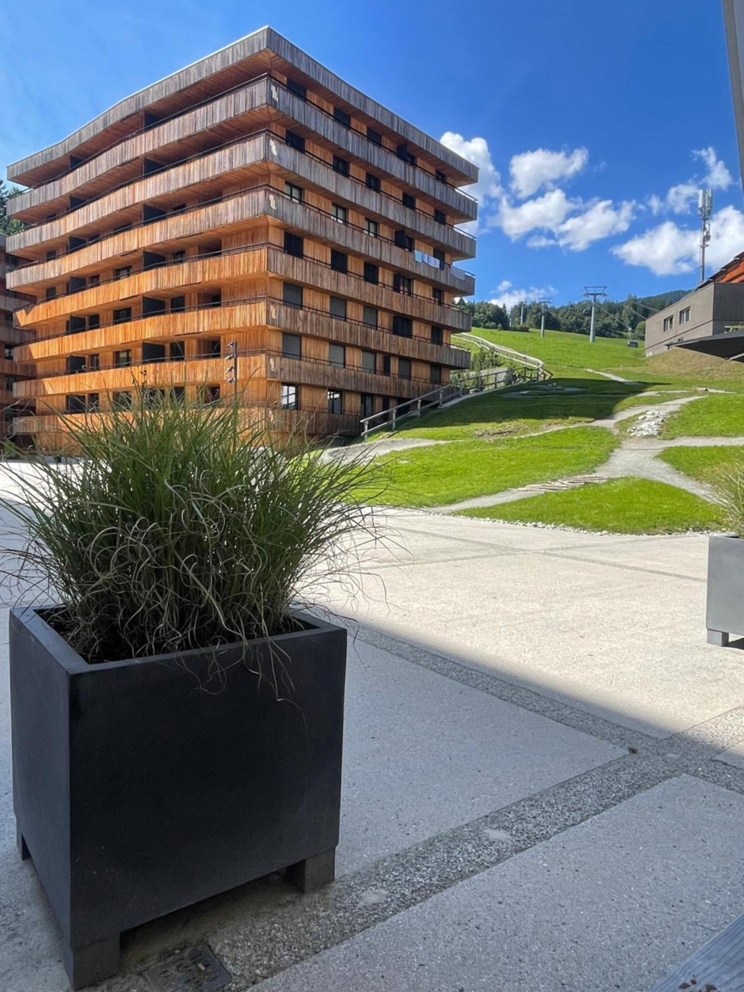 Ferienwohnung 3,5 Zimmer Direkt An Ski- Und Bikepiste Flims Exteriér fotografie